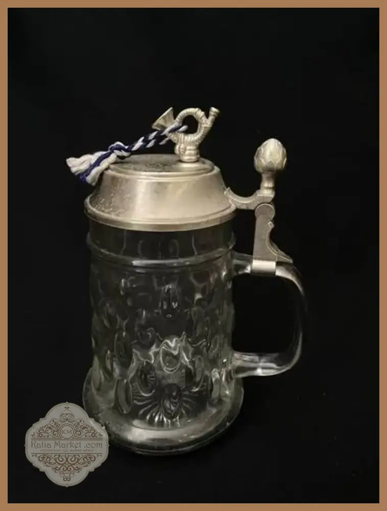 Стъклена халба с капак,вместимост 0,5L (517)