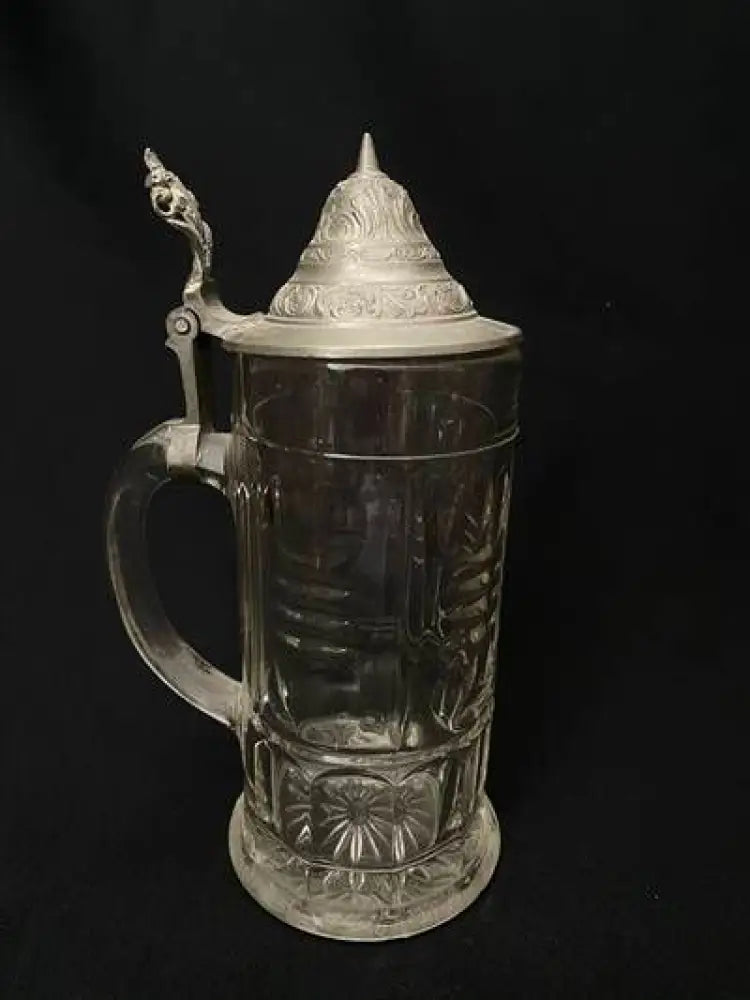 Стъклена халба с капак,вместимост 0,5L (510)
