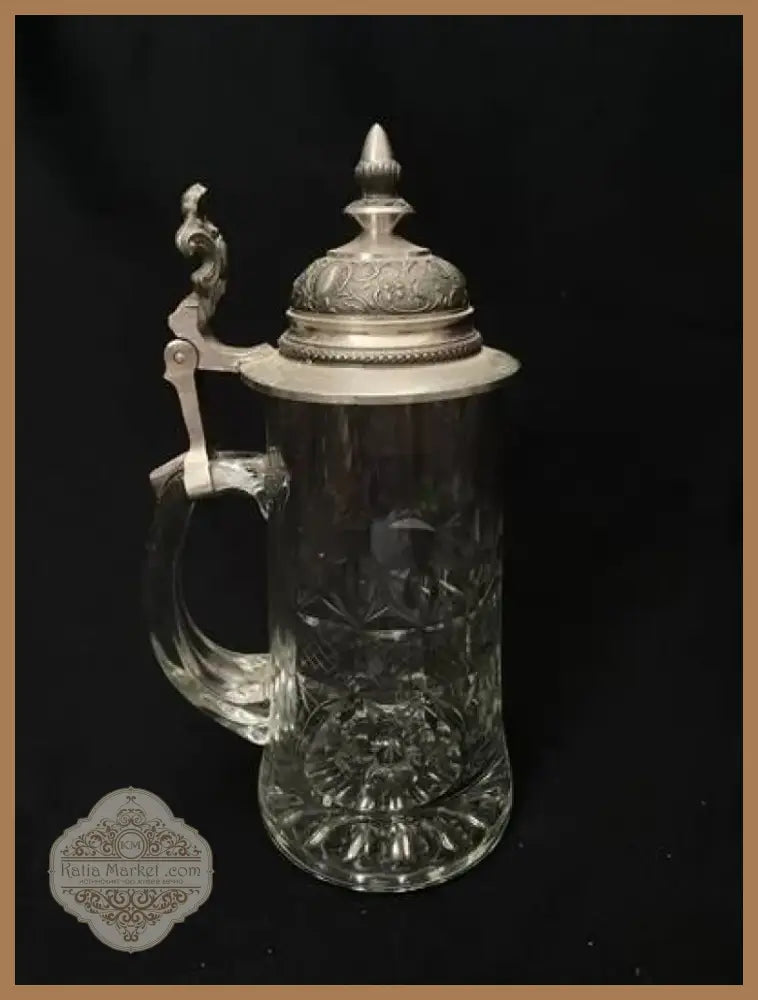 Стъклена халба с капак,вместимост 0,5L (510)