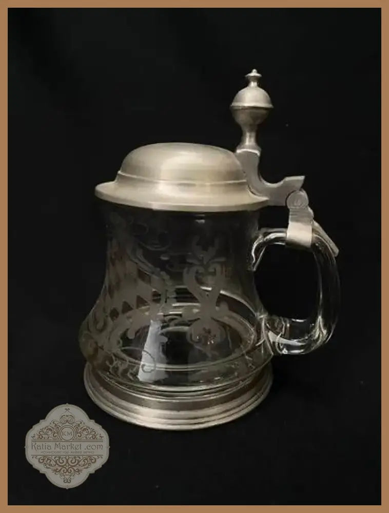 Стъклена халба с капак,вместимост 0,5L (516)