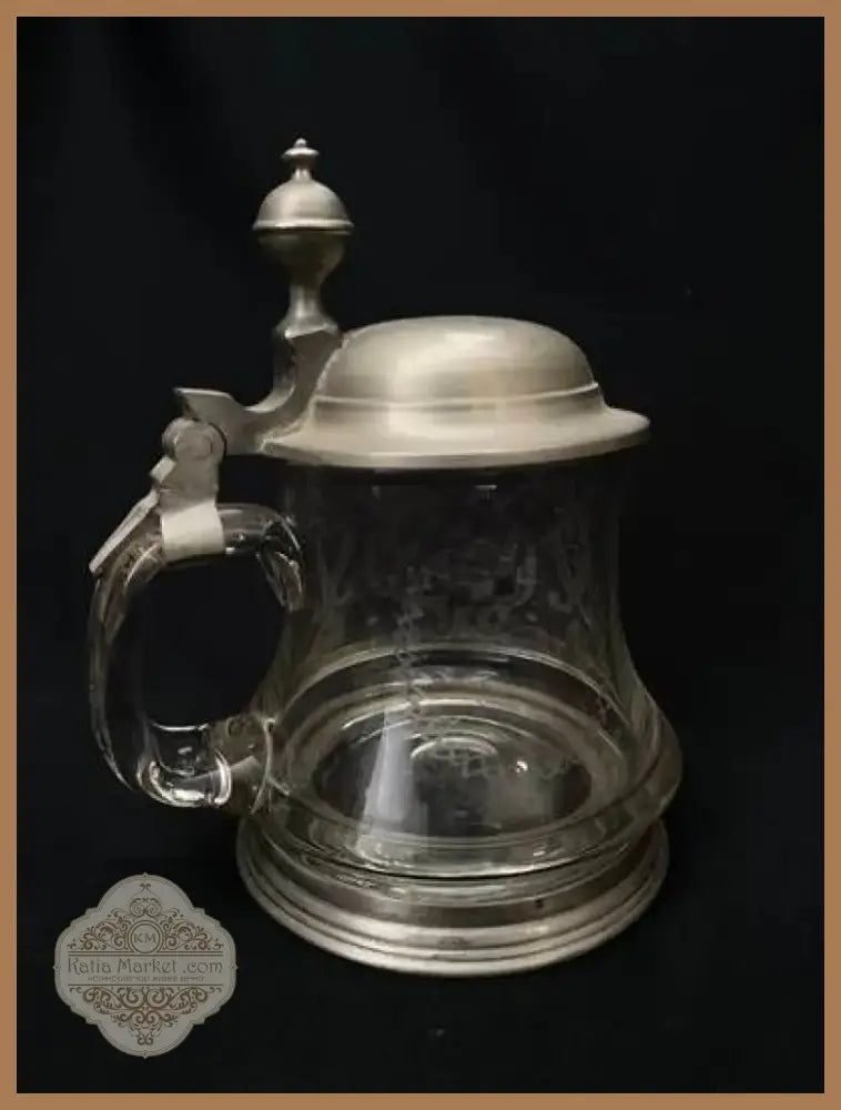 Стъклена халба с капак,вместимост 0,5L (516)