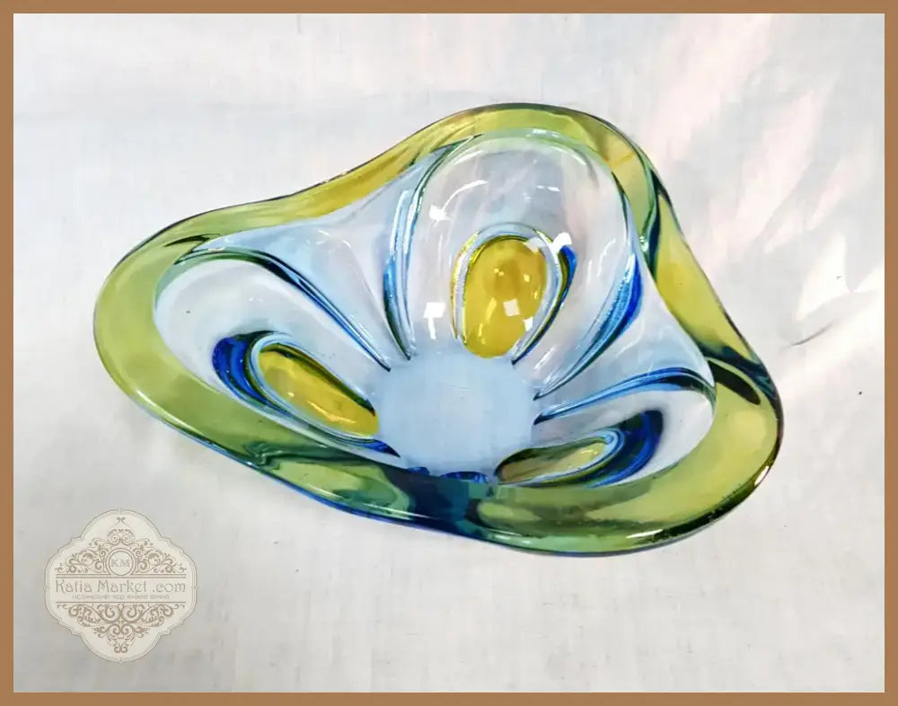 Стъклена купа Murano (136)