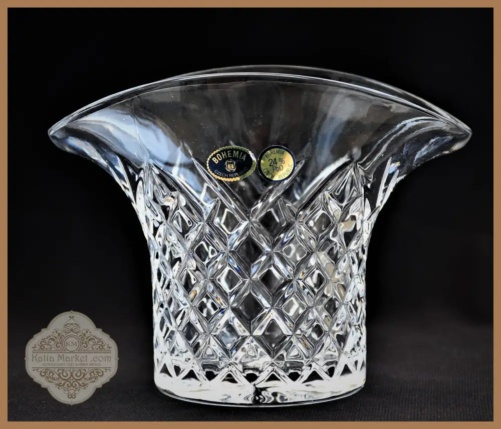 Стилна кристална ваза от ’Бохемия’ - antique