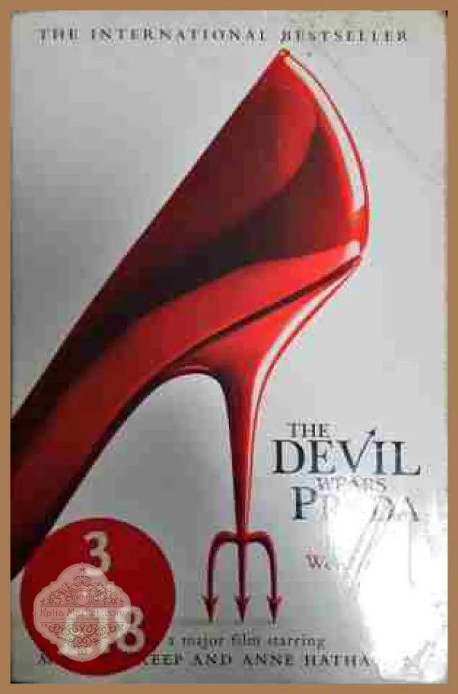 The devil wears prada - Lauren Weisberger - Книга