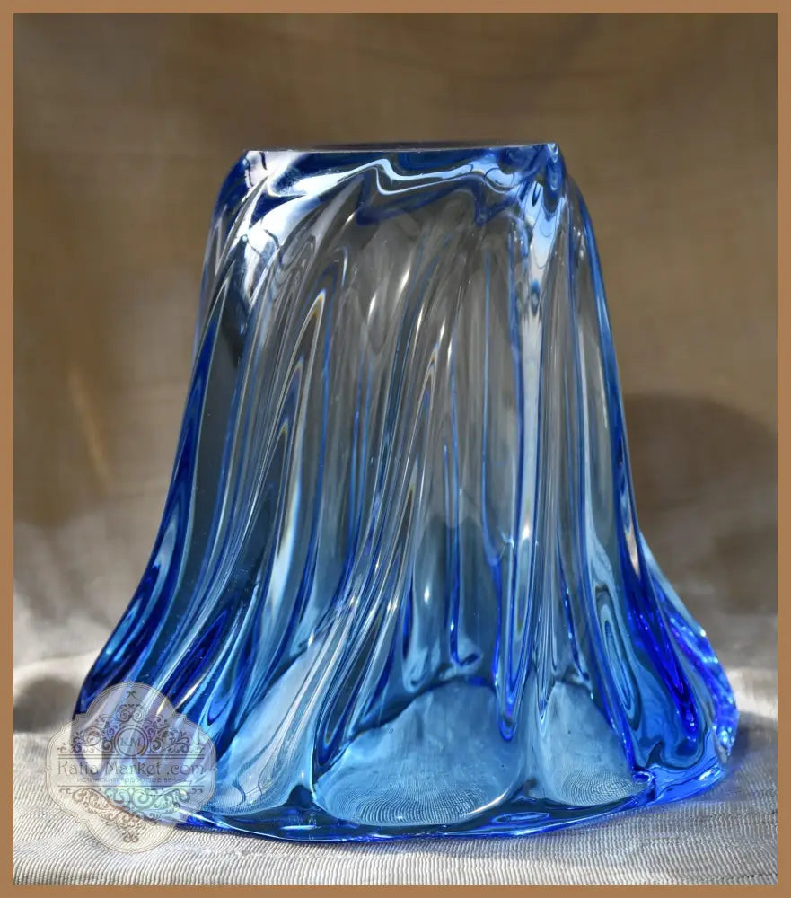 Ваза ’Vatel’ bleu на Рене Делвен - antique