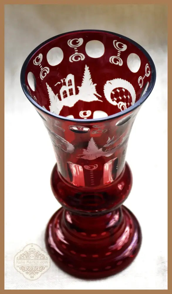 Vintage ваза Egermann - двуслоен кристал - antique