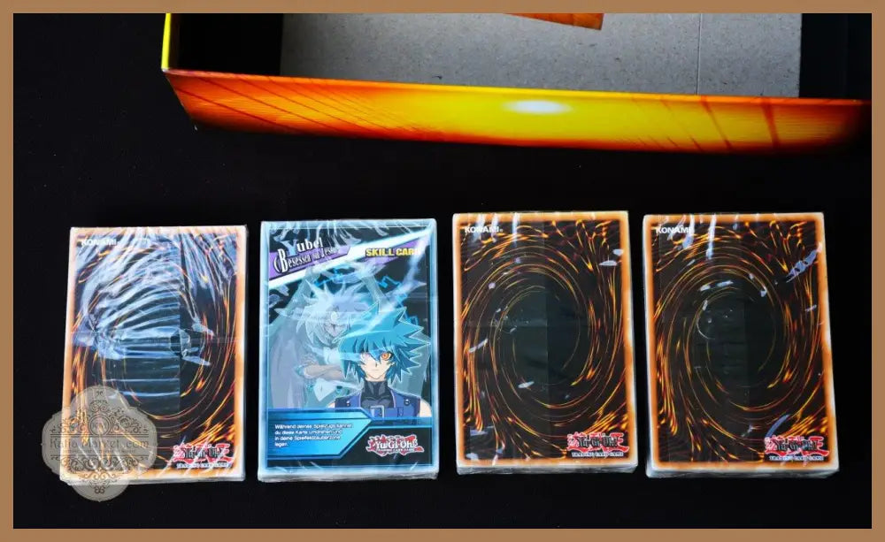 Yu-Gi-Oh TCG Speed Duel GX: Duel Academy Box - antique